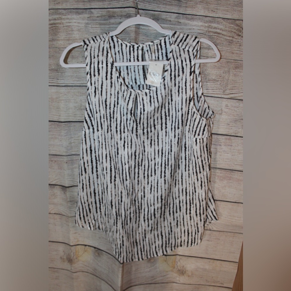 NWT Cato Sleeveless Top